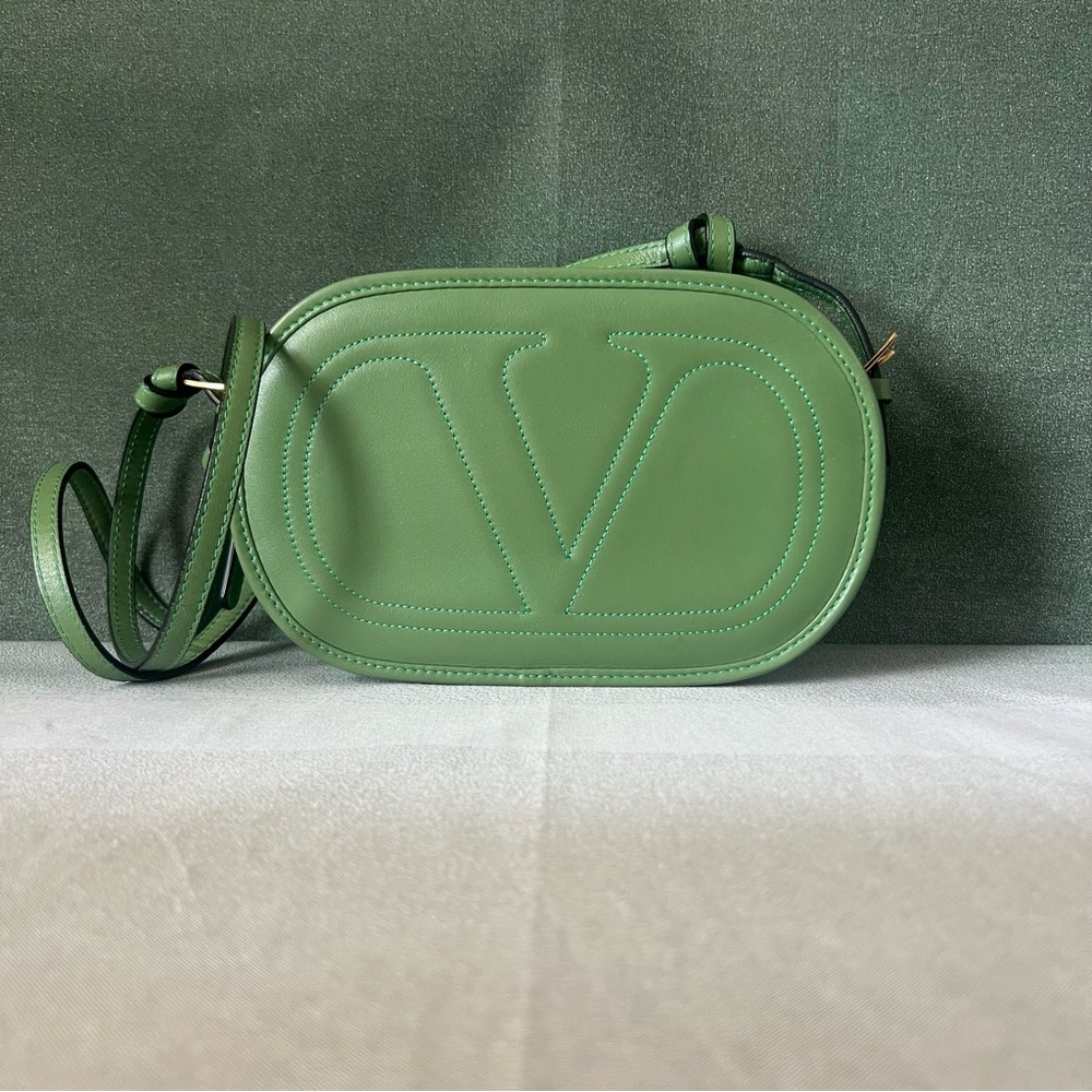 Valentino Vitello Logo Go Crossbody Bag Clover